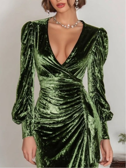 Green V-neck pleated velvet maxi dress