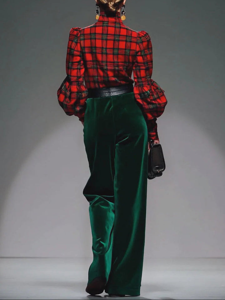 Retro plaid velvet turtleneck and wide-leg pants set（Includes belt）